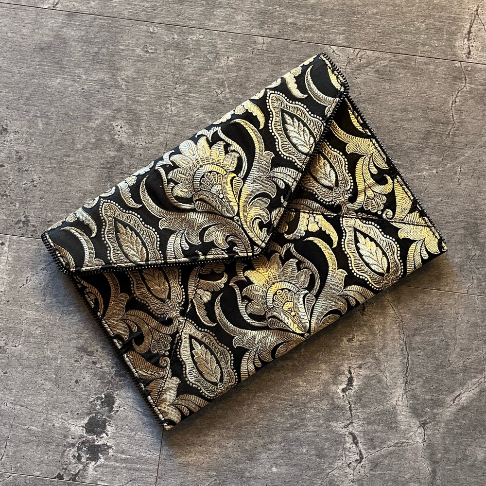 Rebecca Minkoff Leo Envelope Clutch Black & Gold